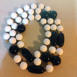 Vintage 30" Black And White Lucite Beaded Statement Necklace
